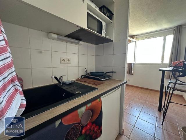 Location Appartement 1 pièce 16m² AVIGNON 84000