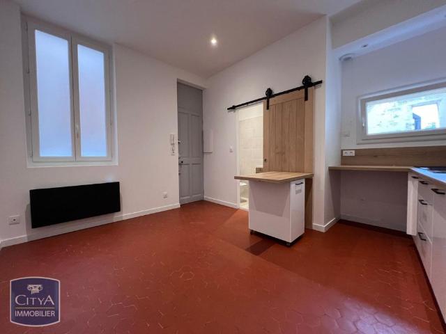 Location Appartement 1 pièce 16m² AVIGNON 84000