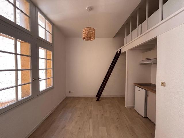 Location Appartement 1 pièce 16m² BORDEAUX 33000