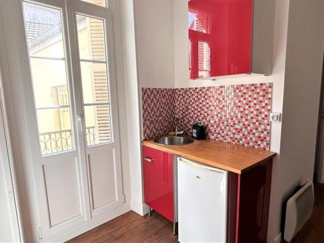 Location Appartement 1 pièce 16m² DIJON 21000