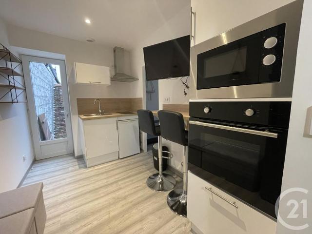 Location Appartement 1 pièce 16m² ORTHEZ 64300