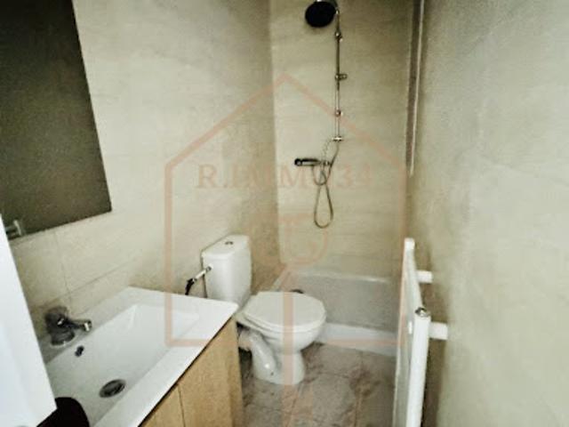Location Appartement 1 pièce 17 m2 Beziers