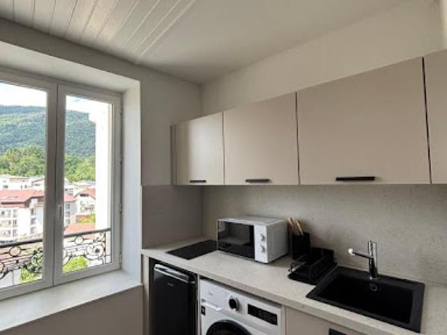 Location Appartement 1 pièce 17 m2 Gex