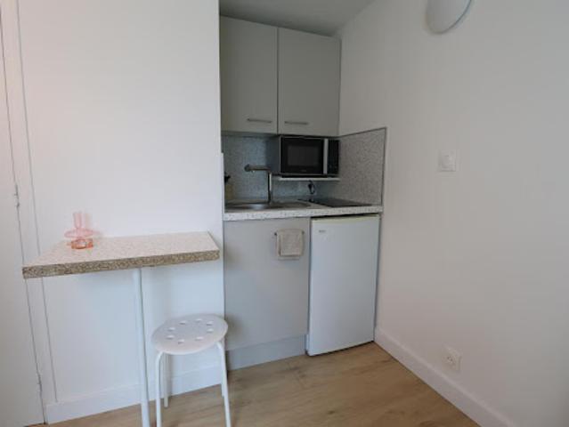 Location Appartement 1 pièce 17 m2 Reims