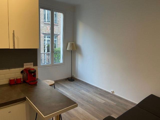 Location appartement 1 pièce, 17.00m², Issy les Moulineaux