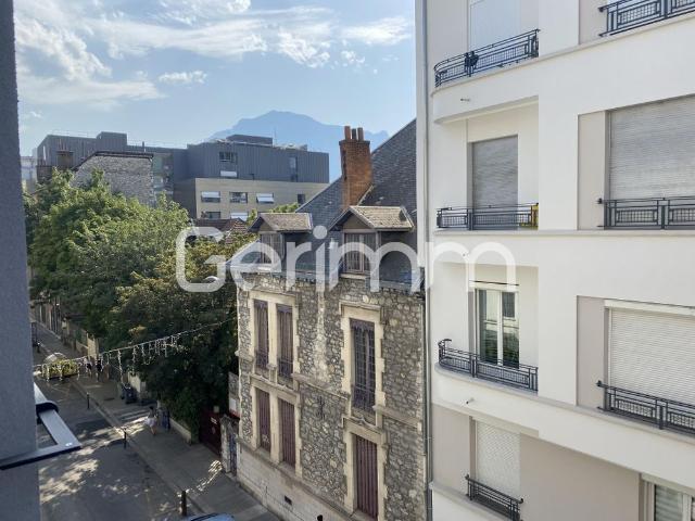 Location Appartement 1 pièce 17,78 m²