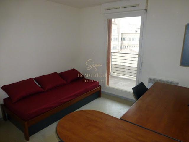 Location Appartement 1 pièce 17.72 m2 Marseille 3ème