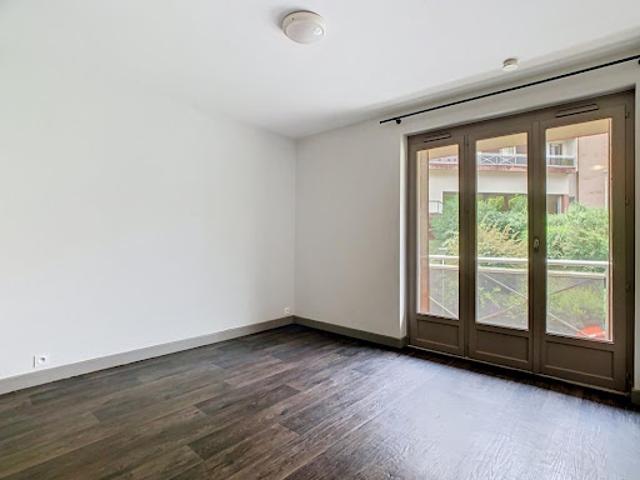 Location Appartement 1 pièce 17.92 m2 Aurillac
