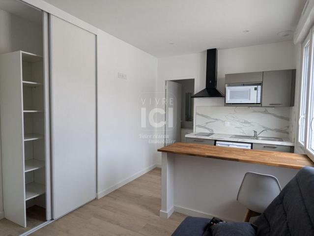 Location Appartement 1 pièce 17m²