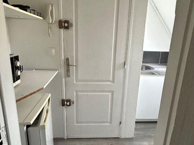 Location Appartement 1 pièce 17m²