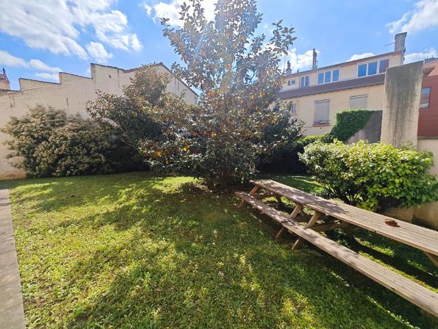 Location Appartement 1 pièce 17m²