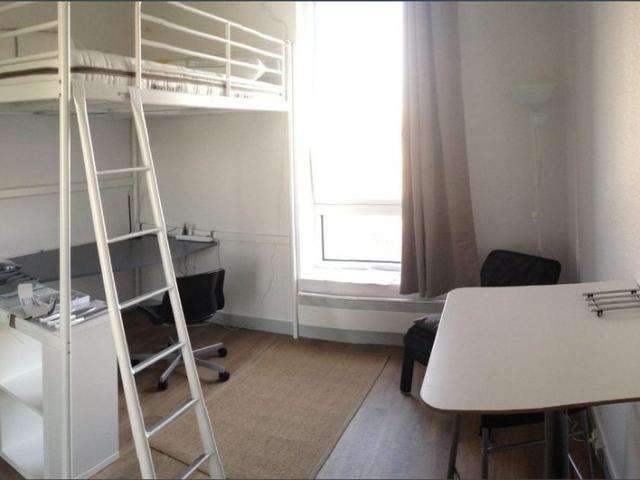 Location Appartement 1 pièce 17m² TOULOUSE 31000