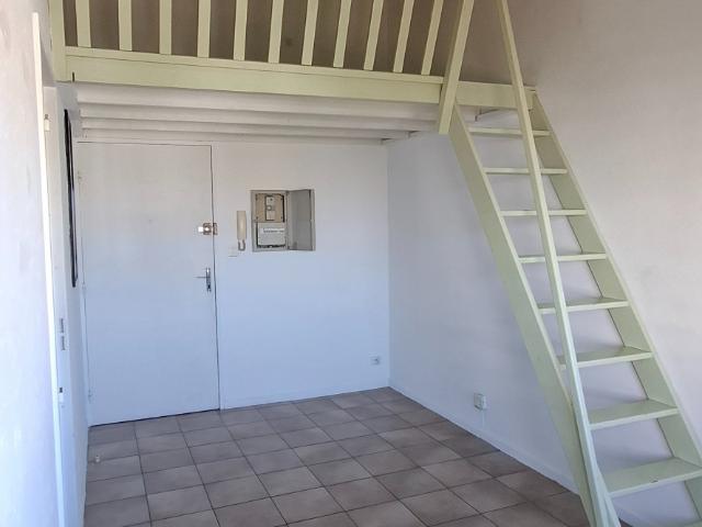 Location Appartement 1 pièce 17m² TOULOUSE 31200