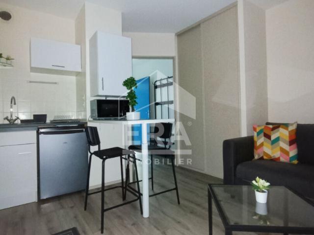 Location Appartement 1 pièce 17m² TOURS 37000