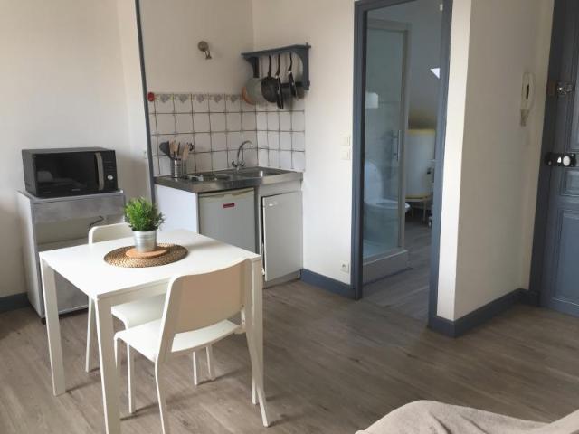 Location Appartement 1 pièce 17m² AMIENS 80000