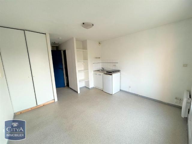 Location Appartement 1 pièce 17m² BETHUNE 62400