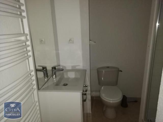 Location Appartement 1 pièce 17m² BOURG EN BRESSE 01000