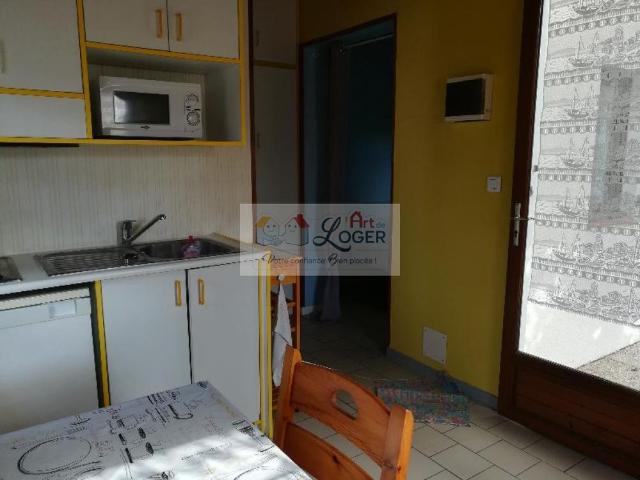 Location Appartement 1 pièce 17m² CARQUEFOU 44470