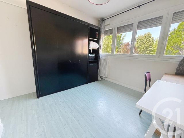 Location Appartement 1 pièce 17m² CLERMONT FERRAND 63000