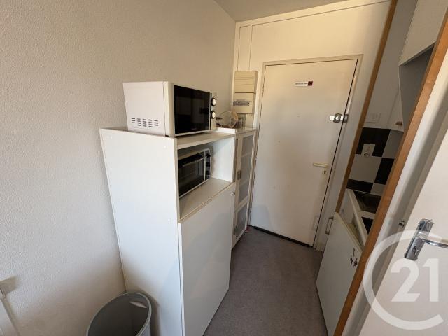 Location Appartement 1 pièce 17m² CLERMONT FERRAND 63000