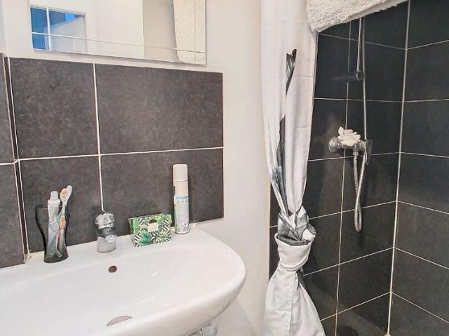 Location Appartement 1 pièce 17m² DARNETAL 76160