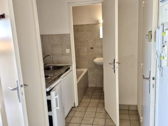 Location Appartement 1 pièce 17m² FONTAINE 38600