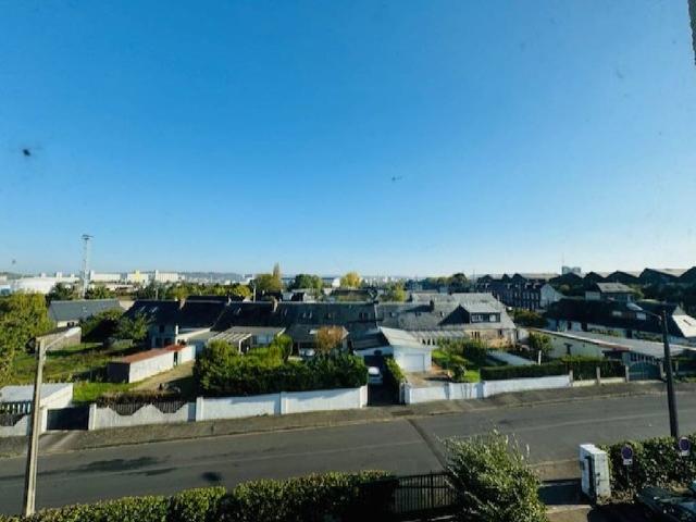 Location Appartement 1 pièce 17m² LE GRAND QUEVILLY 76120