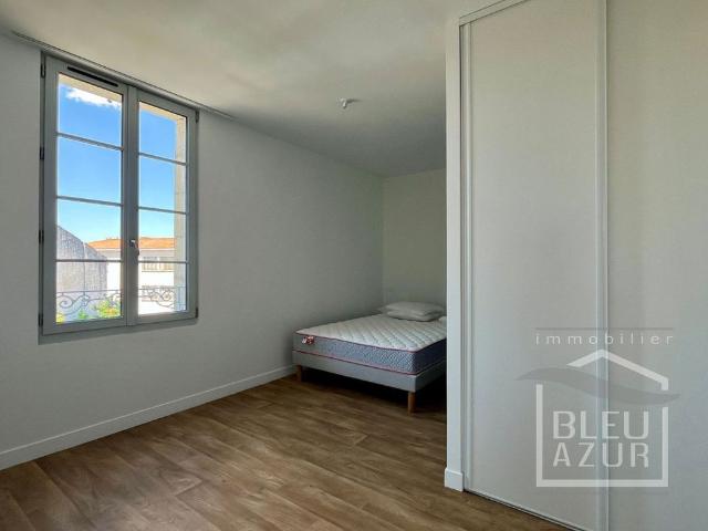 Location Appartement 1 pièce 17m² LUCON 85400