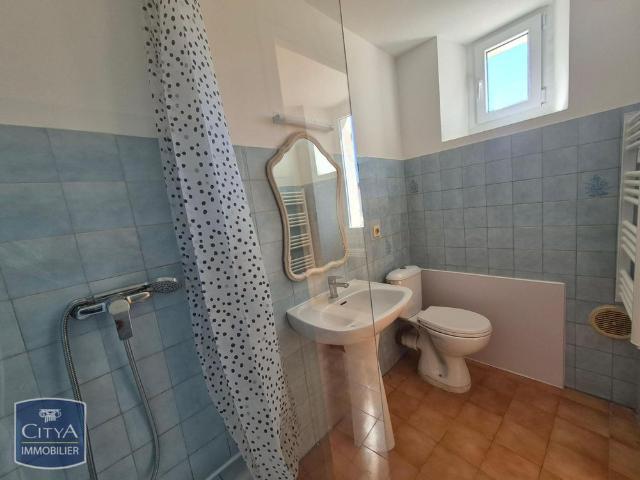 Location Appartement 1 pièce 17m² MALEMORT DU COMTAT 84570