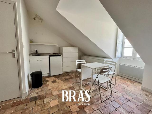Location Appartement 1 pièce 17m² NANTES 44000