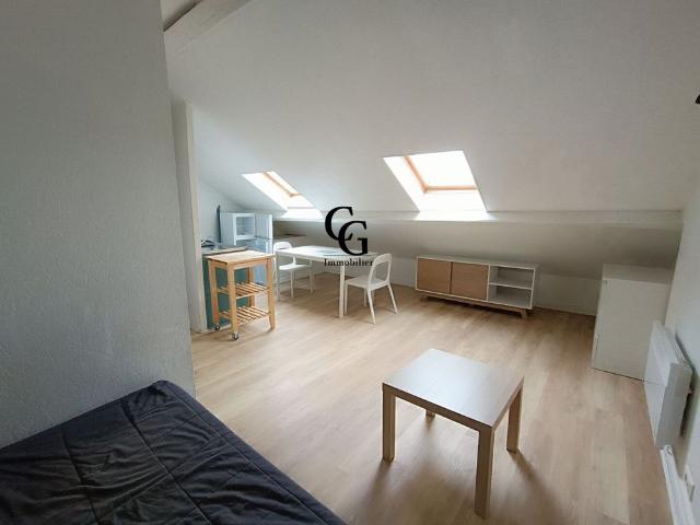 Location Appartement 1 pièce 17m² NANTES 44200