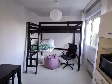 Location Appartement 1 pièce 17m² NANTES 44300