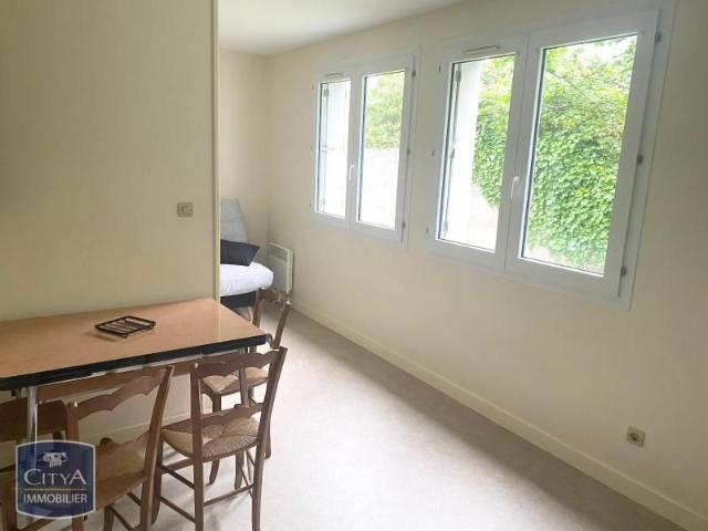 Location Appartement 1 pièce 23m² NIORT 79000