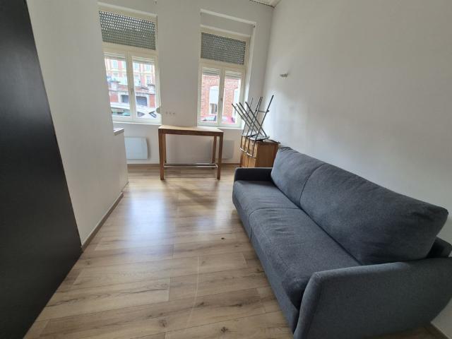 Location Appartement 1 pièce 17m² ST AMAND LES EAUX 59230
