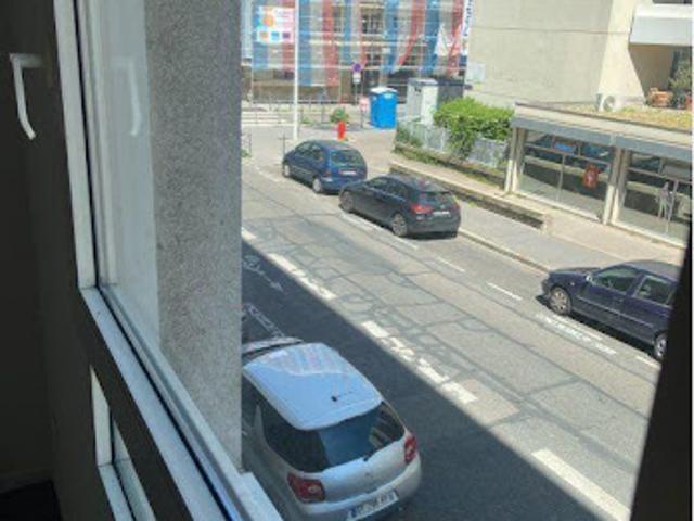 Location Appartement 1 pièce 18 m2 Lyon 3ème