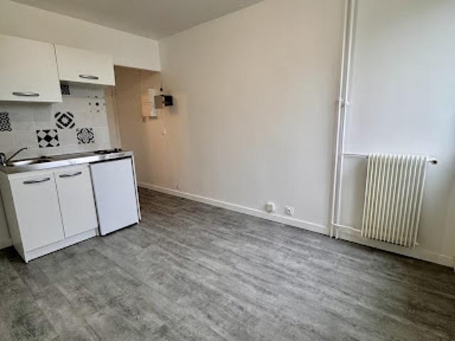 Location Appartement 1 pièce 18 m2 Le Blanc Mesnil