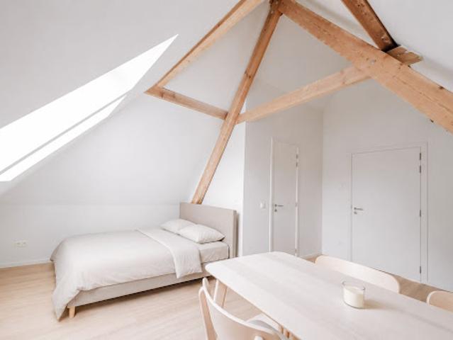 Location Appartement 1 pièce 18 m2 Paris 20ème
