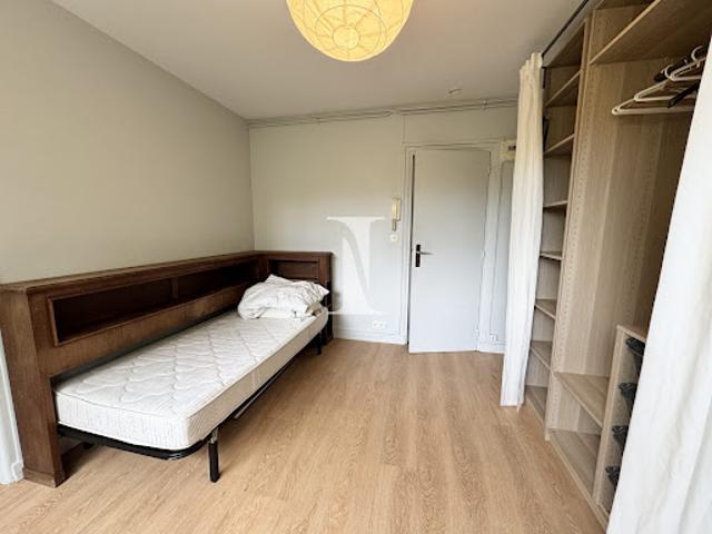 Location Appartement 1 pièce 18 m2 Sceaux