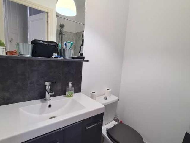 Location Appartement 1 Pièce 18 m² Meublé