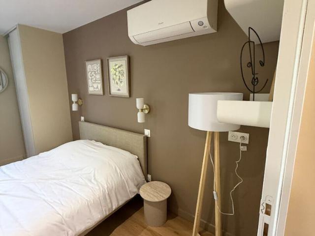 Location appartement 1 pièce, 18.00m², Bourg en Bresse