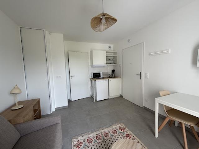 Location Appartement 1 pièce 18.24 m2 Saint Etienne