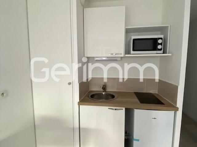 Location Appartement 1 pièce 18,40 m²