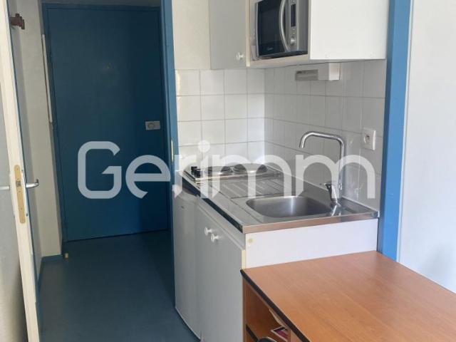 Location Appartement 1 pièce 18,58 m²