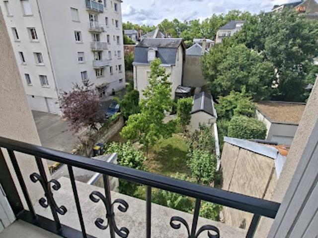 Location Appartement 1 pièce 18.96 m2 Tours