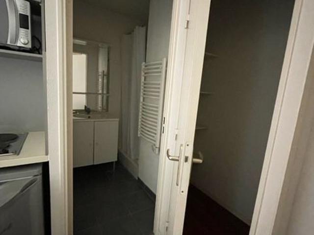 Location Appartement 1 pièce 18m²