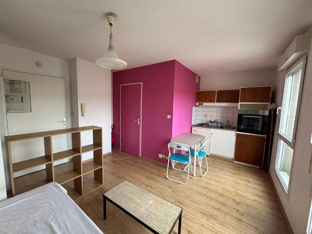 Location Appartement 1 pièce 18m²