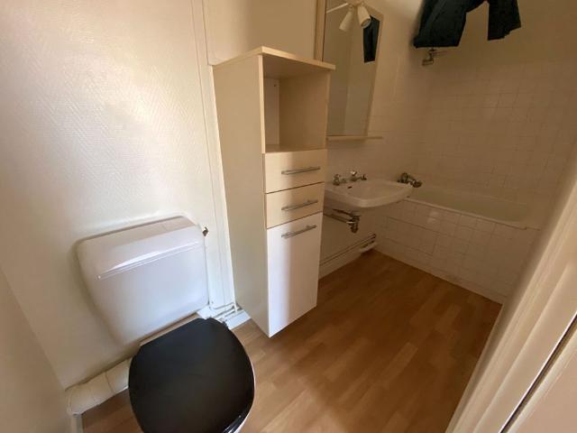 Location Appartement 1 pièce 18m² TOURS 37000