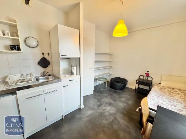 Location Appartement 1 pièce 18m² TOURS 37000