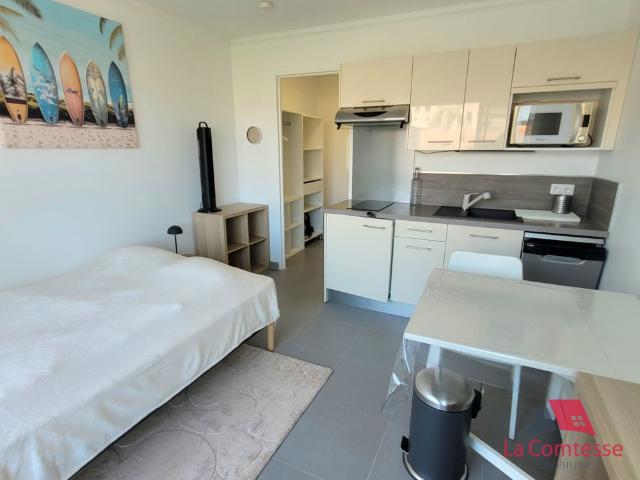 Location Appartement 1 pièce 18m² AIX EN PROVENCE 90ème
