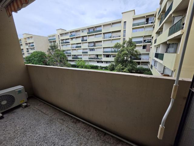 Location Appartement 1 pièce 18m² AIX EN PROVENCE 90ème
